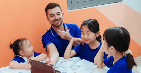Homepage-Section 9-Ảnh học sinh-03 Homepage-Section 9-Ảnh học sinh-03